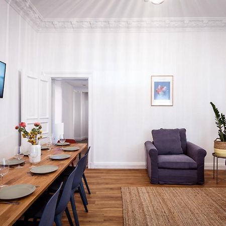 Riesiges Apartment Nahe Kudamm Sehr Schoner Altbau 123M2 Gross 12 Gaste Berlin Exterior photo